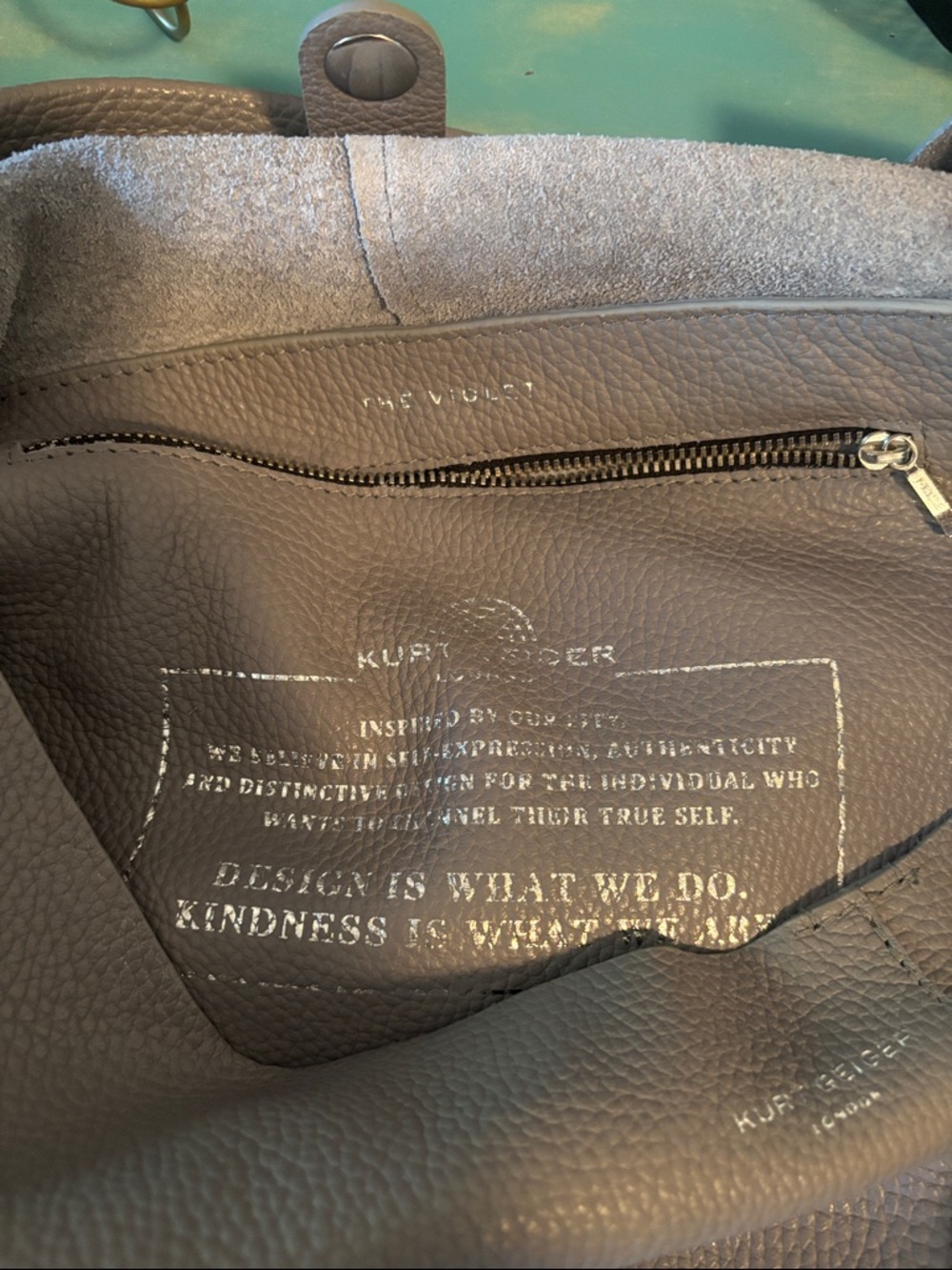 Kurt Geiger Soft Pebbled Hobo Bag in Mauve Gray - Classic Everyday Shoulder Tote - Picture 3 of 8